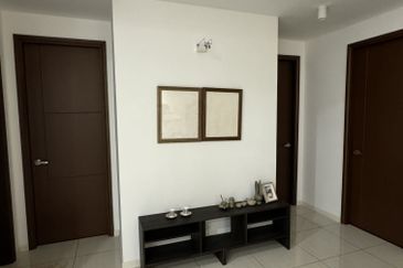 Queens Residences @ Queens Waterfront