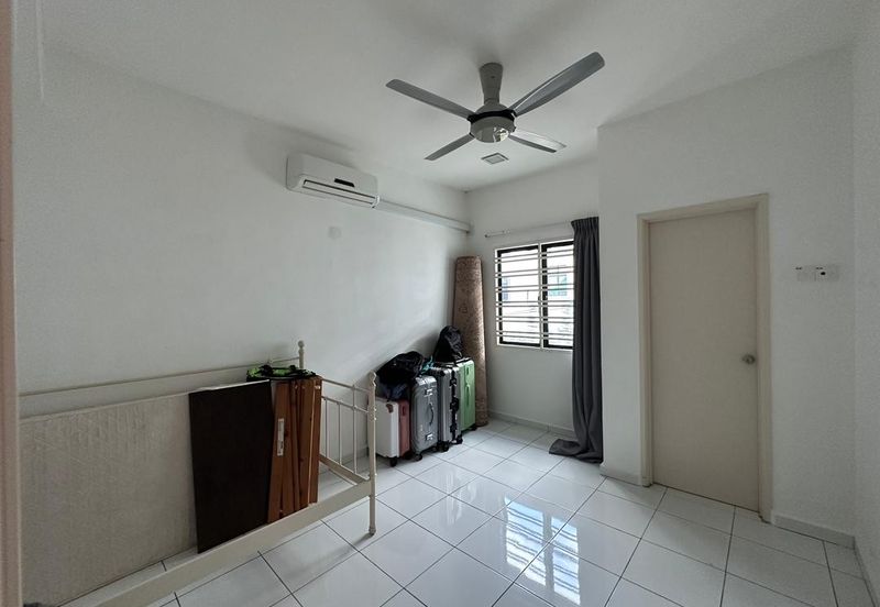 Taman Muzaffar Heights