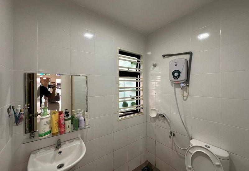 Taman Muzaffar Heights