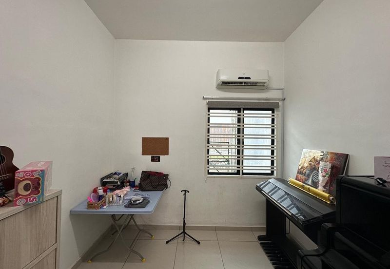 Taman Muzaffar Heights