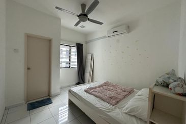 Taman Muzaffar Heights