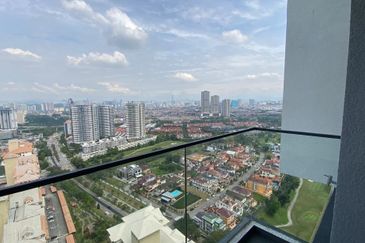 SkyLuxe On The Park @ Bukit Jalil