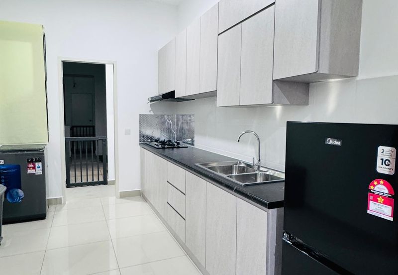 [Cheapest Townhouse in Market ] Eco Horizon for Rent