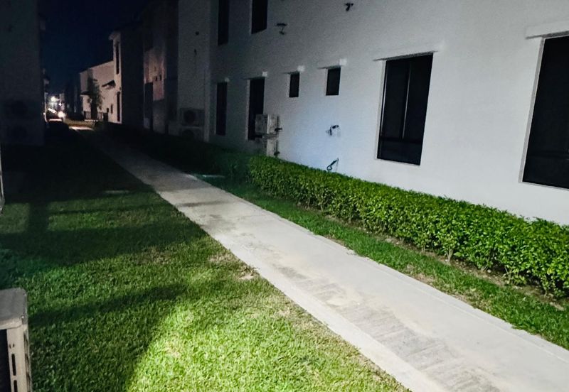 [Cheapest Townhouse in Market ] Eco Horizon for Rent