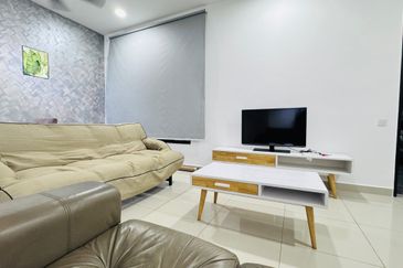 [Cheapest Townhouse in Market ] Eco Horizon for Rent