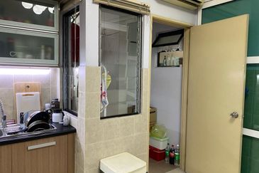 Rivercity Condominium