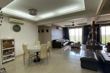 Rivercity Condominium