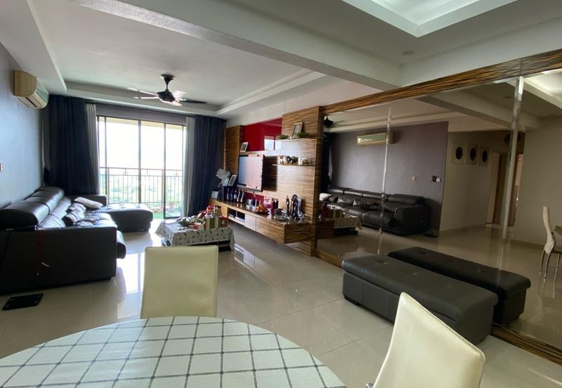 Rivercity Condominium