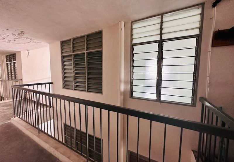Flat Taman Sri Indah, balik pulau for Rent