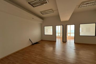 Menara Gurney office at Gurney Tower for Rent