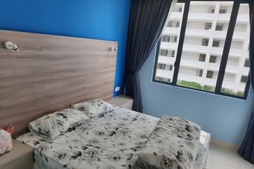 Condo at Rumah Pavillion Teluk Kumbar for Sale