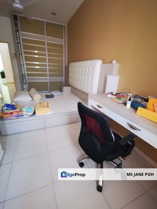 Double storey terrace at Taman Iping Batu maung for sale, Penang, Batu Maung