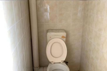 Flat at Focus Height balik pulau for sale