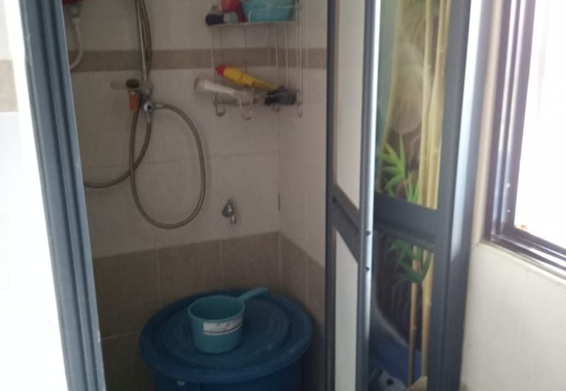 Flat Solok Sungai Ara for Sale