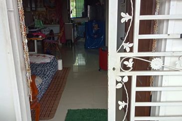 Flat Solok Sungai Ara for Sale