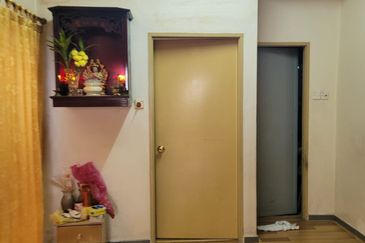 Double Storey Semi D at Solok pantai jerjak for Sale