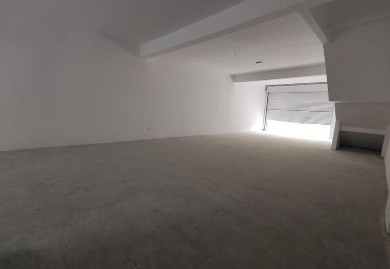 Shoplot at Meridin East for Rent 