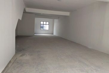 Shoplot at Meridin East for Rent 