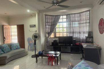 Double Storey Semi D at Taman Betak Manis for Sale