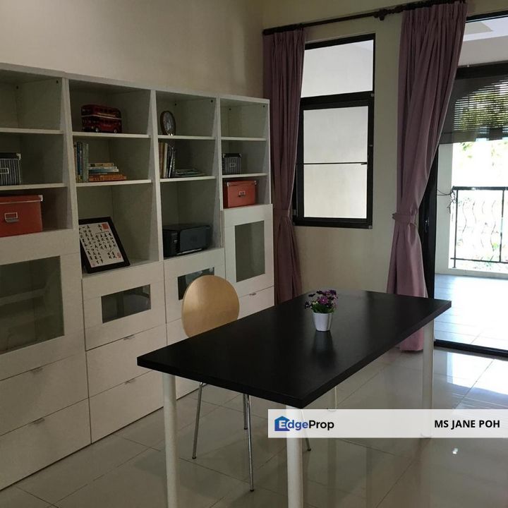 Fully Furnished condo at Moonlight Bay for sale, Penang, Batu Ferringhi