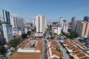 Damai Vista Apartment