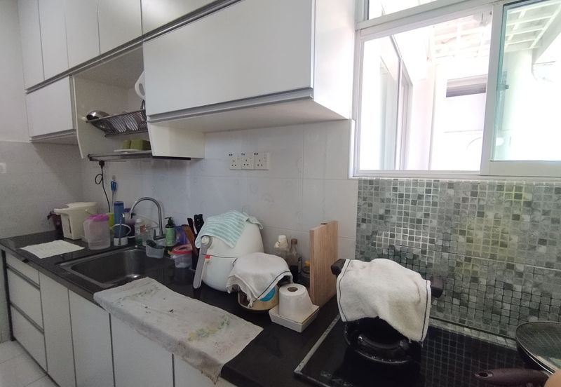 Damai Vista Apartment