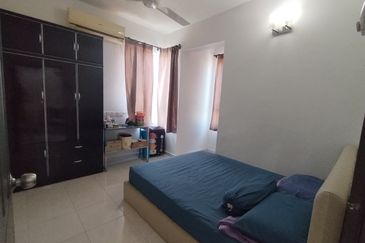 Damai Vista Apartment