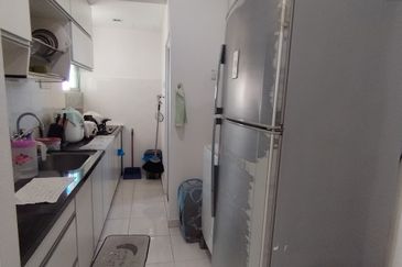 Damai Vista Apartment