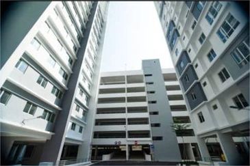[Cheapest in market] Due Residensi  Teluk Kumbar for Rent