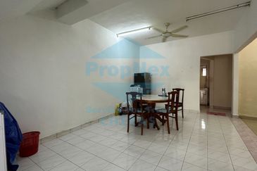 Taman Taynton (Taynton View)