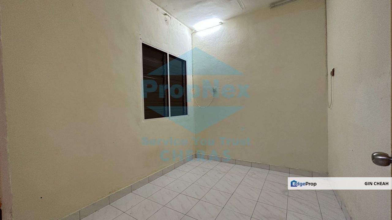 Taman Taynton View, 2 Storey Terrace For Sale, Freehold, Good Location and Condition , Kuala Lumpur, Cheras