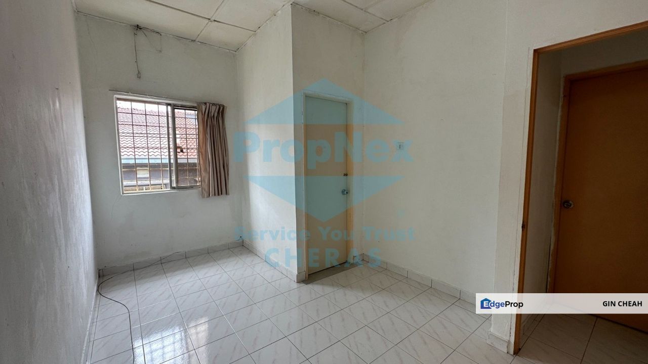 Taman Taynton View, 2 Storey Terrace For Sale, Freehold, Good Location and Condition , Kuala Lumpur, Cheras