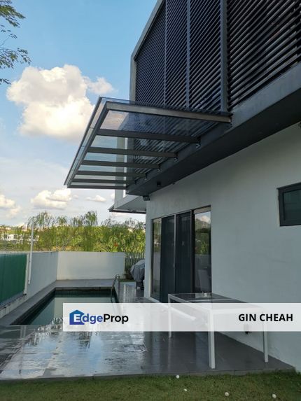 Grove In Lakefield Sungai Besi, 3 Storey Semid House For Sale, Fully Renovated, Excellent Lake View, Private Pool, Move In Condition, Kuala Lumpur, Sungai Besi