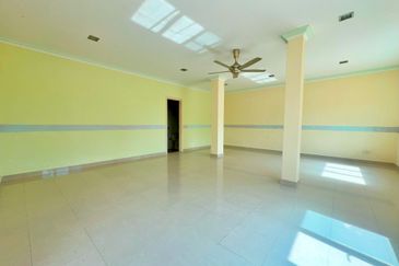 Pinggiran Bukit Segar 