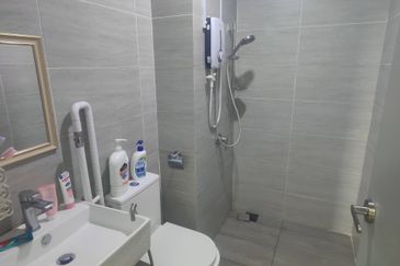 Lakefield Residences, Tropicana Heights