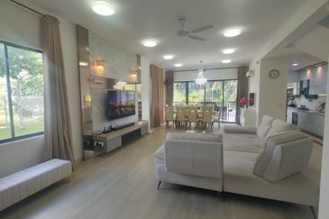 Lakefield Residences, Tropicana Heights
