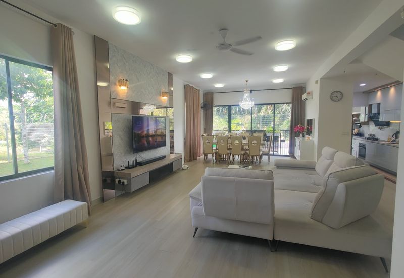 Lakefield Residences, Tropicana Heights