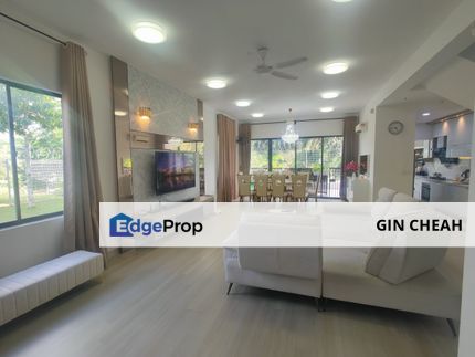 Lakefield Tropicana Height In Kajang, 3 Storey End Lot Terrace Villa For Sale, Individual Title, Fully Renovated, Good Condition, Selangor, Kajang