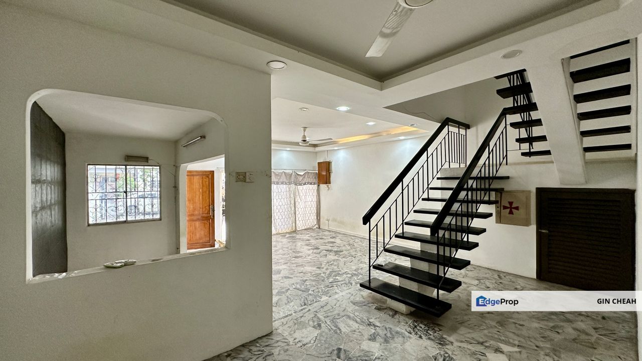 Taman Mutiara Barat In Taynton View, 2 Storey Terrace House For Sale, Freehold, Good Location, Limited Unit For Sale, Kuala Lumpur, Cheras