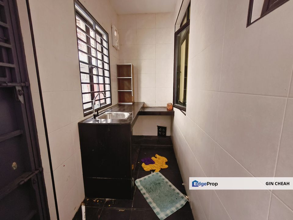 Ampang Saujana, 2 Storey End Lot For Sale, Limited Unit With Extra Land, Renovated, Gated Guarded, Selangor, Ampang