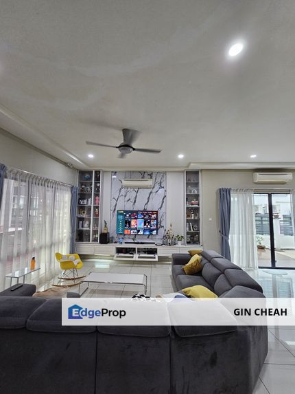 Taman Sinar Mahkota Phase 1, 2 Storey Semid For Sale, Fully Nice Renovated, Large Car Park, Gated Guarded, Move In Condition, Selangor, Cheras South
