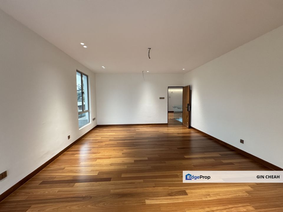 Taman Taynton View, 2 Storey Bungalow For Sale, Freehold, Big Land 8471sf, Newly Renovated, with Gym Room, Kuala Lumpur, Cheras