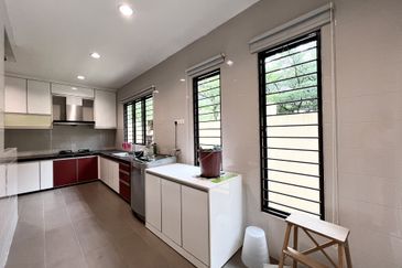 Hijauan Residence