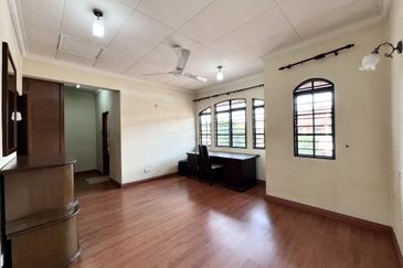 Bandar Tun Hussein Onn