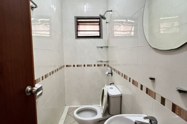 Bandar Tun Hussein Onn