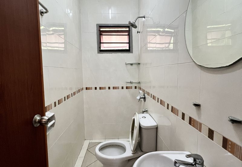 Bandar Tun Hussein Onn