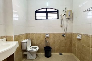 Bandar Tun Hussein Onn