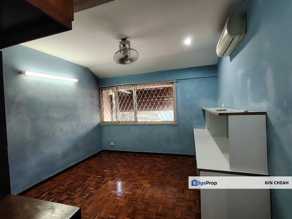 Taman Dato Ahmad Razali In Ampang, 2 Storey Terrace House For, Prime Location, Near By Ampang Point, Big Land Area 22x85, Freehold , Kuala Lumpur, Ampang Hilir