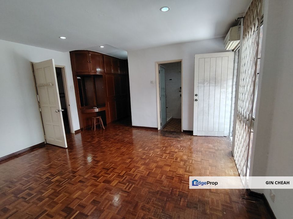 Taman Dato Ahmad Razali In Ampang, 2 Storey Terrace House For, Prime Location, Near By Ampang Point, Big Land Area 22x85, Freehold , Kuala Lumpur, Ampang Hilir
