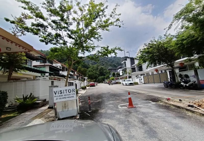 Taman Bukit Mandarina